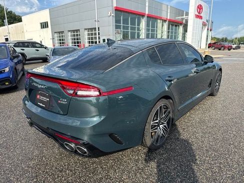 Used 2023 Kia Stinger GT2 RWD image 11