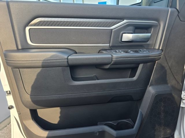 Used 2025 RAM 2500 Big Horn AWD/4WD image 23
