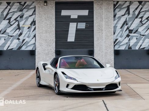 Used 2021 Ferrari F8 Tributo Spider image 1