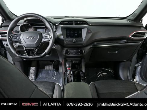 Used 2023 Chevrolet TrailBlazer RS image 17
