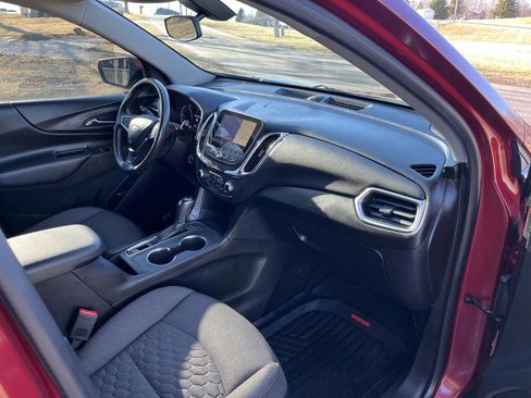 Used 2019 Chevrolet Equinox LT w/ Lights and Bright Package image 31