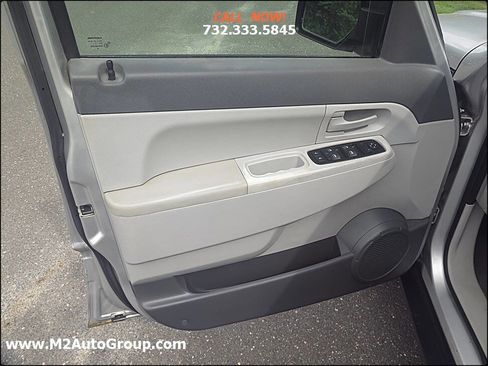 Used 2008 Jeep Liberty Sport image 16