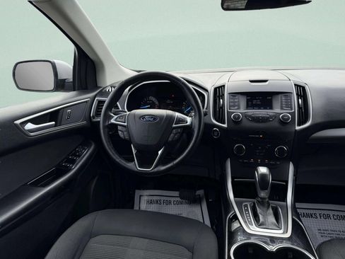 Used 2018 Ford Edge SEL AWD/4WD image 23