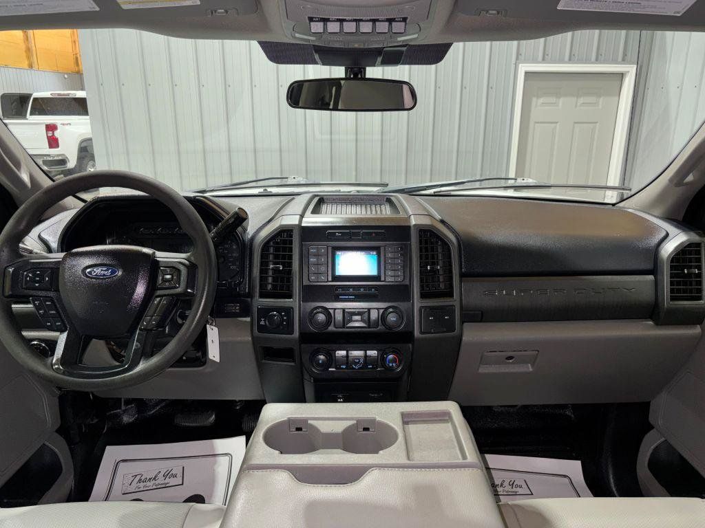 Used 2020 Ford F250 XL w/ Power Equipment Group AWD/4WD image 17