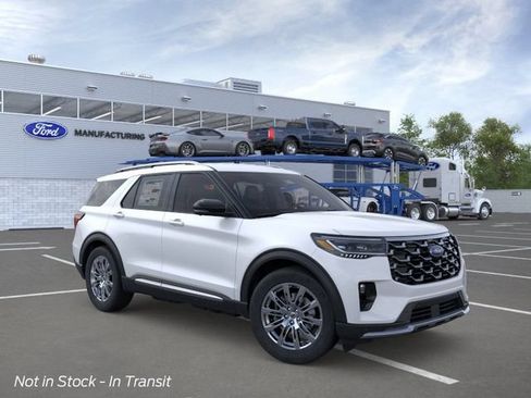 New 2026 Ford Explorer Platinum w/ LUX Leather Package AWD/4WD image 7