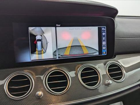 Used 2018 Mercedes-Benz E 43 AMG 4MATIC Sedan image 28