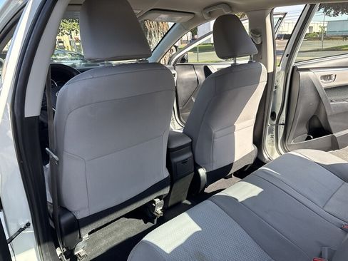 Used 2016 Toyota Corolla LE FWD image 26