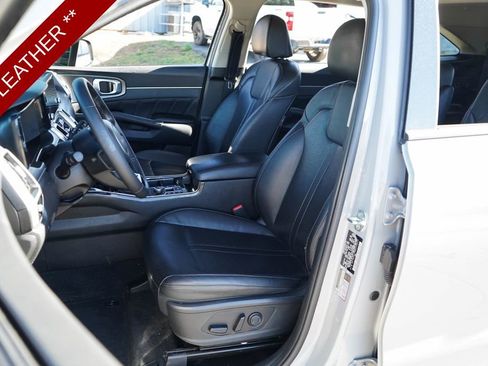 Used 2022 Kia Sorento SX AWD/4WD image 7