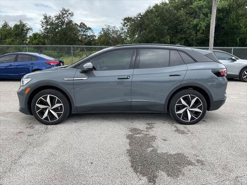 Used 2023 Volkswagen ID.4 Pro S AWD/4WD image 3