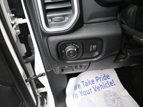 Used 2020 RAM 1500 Big Horn AWD/4WD image 31