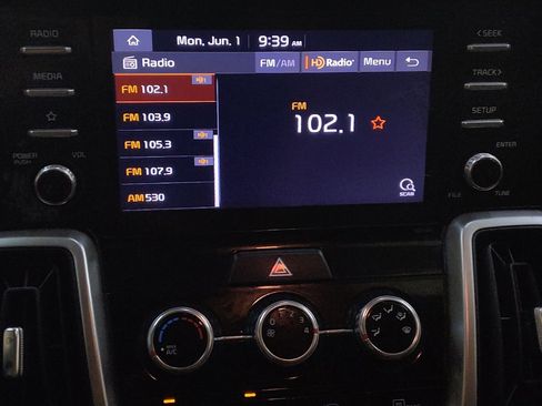 Used 2021 Kia Sorento LX AWD/4WD image 25
