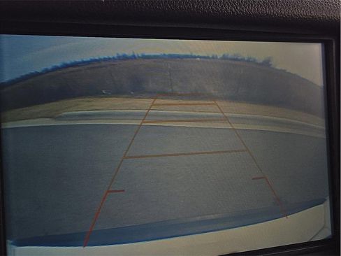 Used 2020 Chevrolet Suburban LT image 15