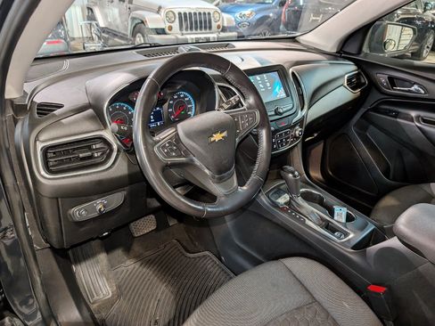 Used 2018 Chevrolet Equinox LT FWD image 13