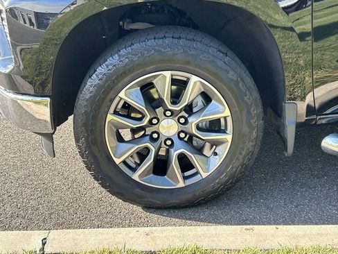 Used 2023 Chevrolet Silverado 1500 LT w/ LPO, Liner Protection Package AWD/4WD image 10