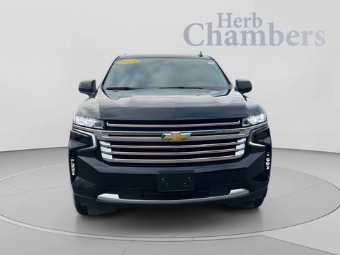 Used 2024 Chevrolet Tahoe High Country AWD/4WD image 2