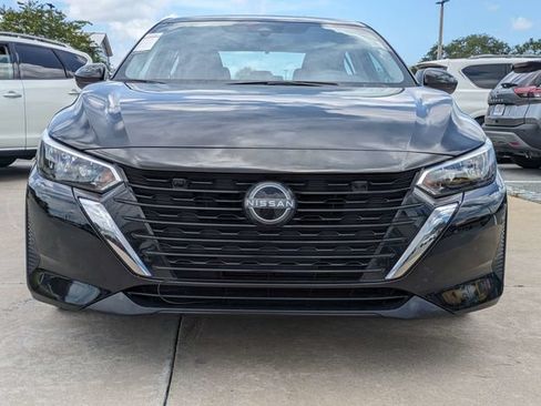 Used 2024 Nissan Sentra SV FWD image 3