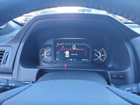 Used 2023 Honda Passport TrailSport image 11