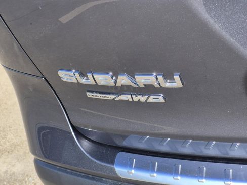 Used 2025 Subaru Ascent Limited AWD/4WD image 9