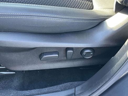 Used 2022 Subaru Forester Premium image 27