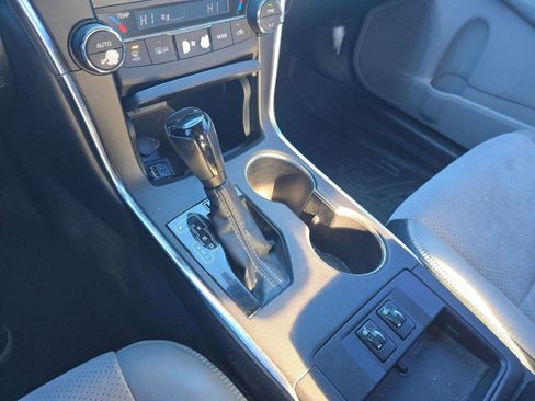 Used 2016 Toyota Camry XSE image 17