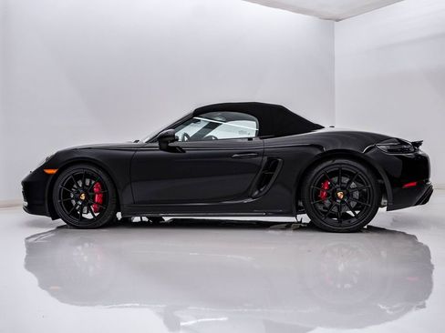 Certified 2025 Porsche 718 Boxster GTS RWD image 2