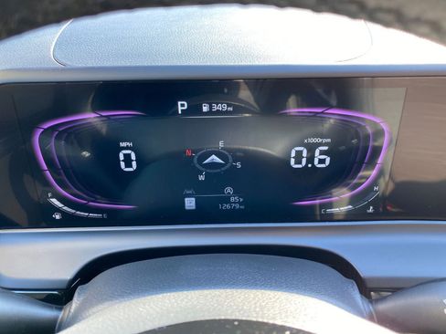 Used 2025 Kia Seltos S image 40