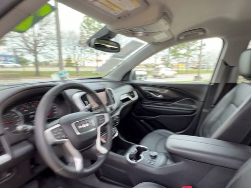 Used 2023 GMC Terrain SLT w/ Tech Package image 33