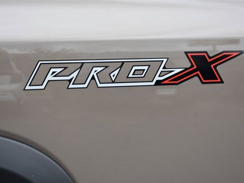 Used 2023 Nissan Frontier Pro-X w/ Technology Package image 11