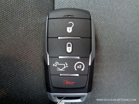 Used 2021 RAM 1500 Big Horn AWD/4WD image 26