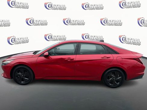 Used 2022 Hyundai Elantra SEL w/ Convenience Package image 8