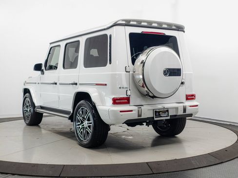 Used 2025 Mercedes-Benz G 550 image 30
