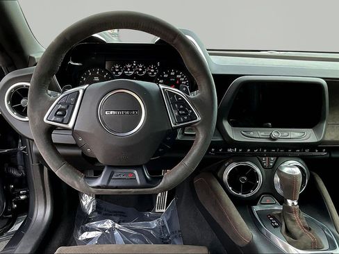 Used 2018 Chevrolet Camaro ZL1 image 8