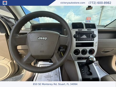 Used 2008 Jeep Compass Sport FWD image 25