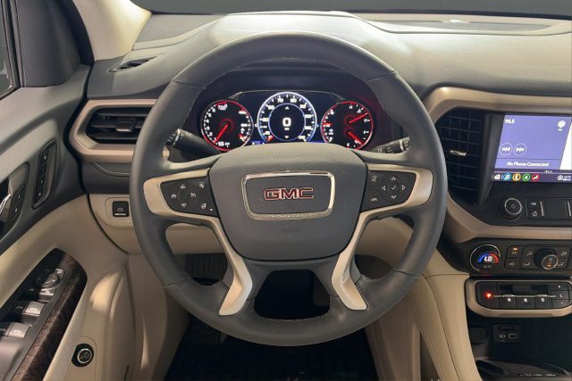 Used 2023 GMC Acadia Denali w/ Denali Technology Package AWD/4WD image 15