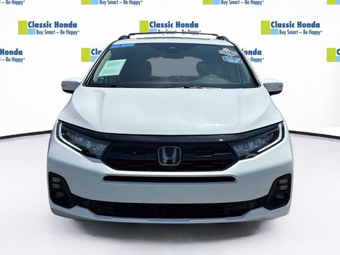 Certified 2026 Honda Odyssey EX-L image 2