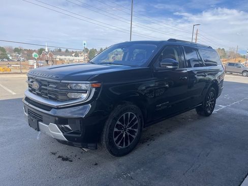 Used 2025 Ford Expedition Max Platinum image 3