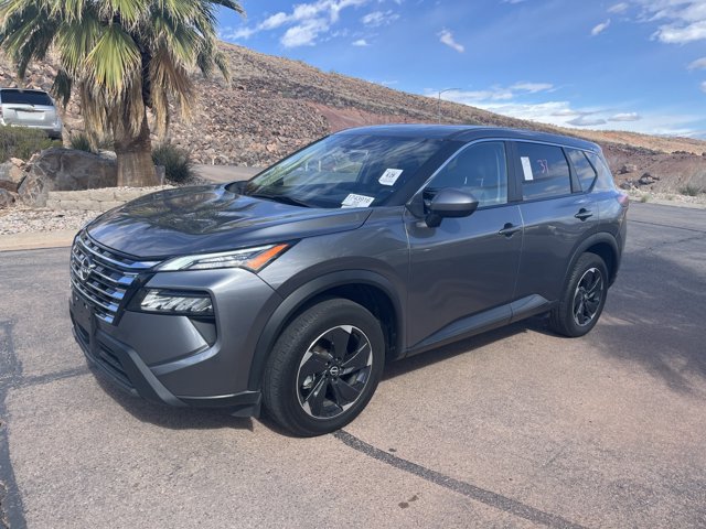 Used 2024 Nissan Rogue SV AWD/4WD image 6