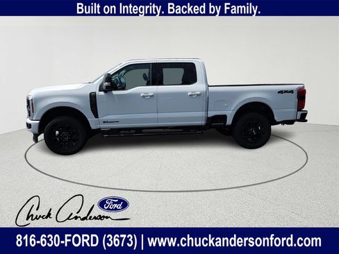 New 2025 Ford F350 Lariat w/ Black Appearance Package image 7