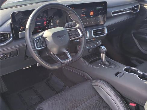 Used 2024 Ford Mustang Premium image 10