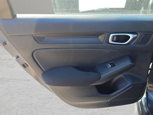 Used 2023 Honda Civic Sport image 13