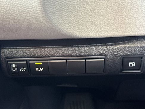 New 2026 Toyota Corolla LE w/ LE Premium Package FWD image 29