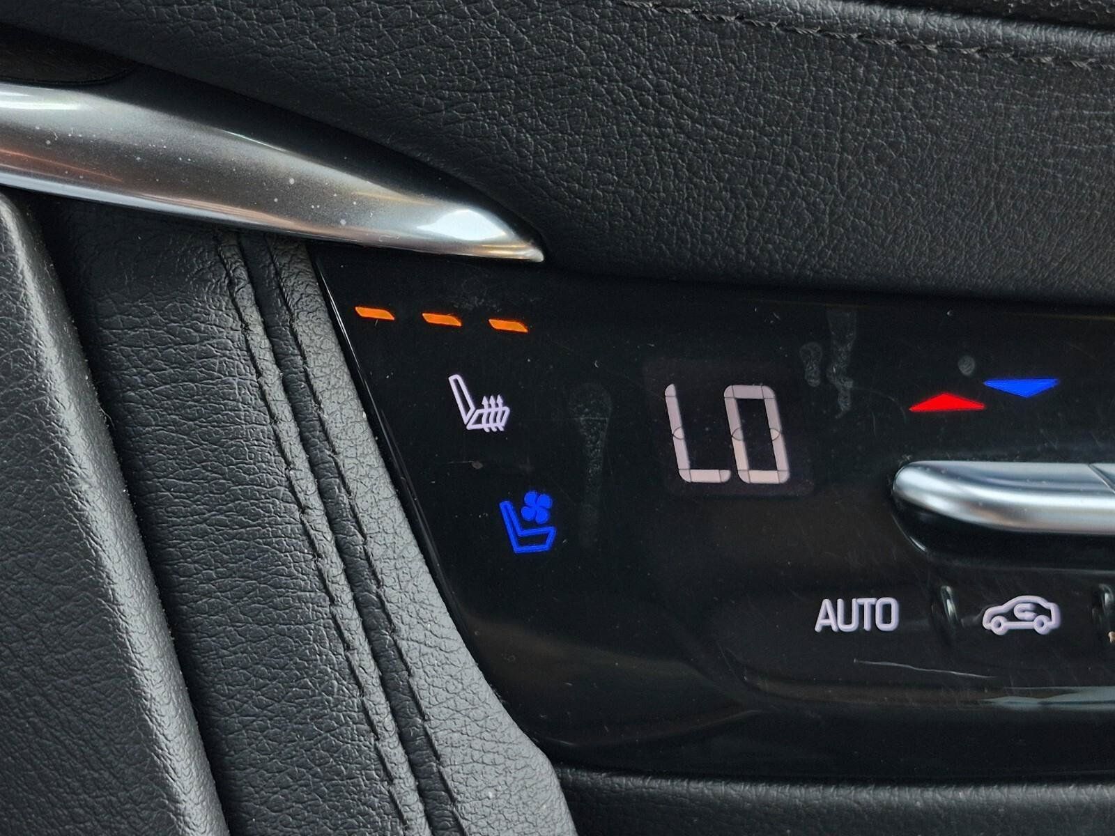 Used 2021 Cadillac XT5 Sportv AWD/4WD image 37