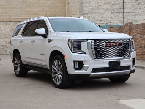 Used 2021 GMC Yukon Denali w/ Denali Premium Package AWD/4WD image 2