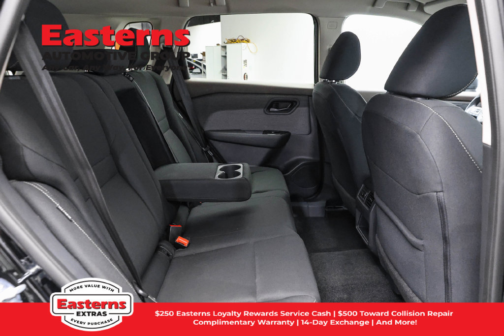 Used 2023 Nissan Rogue S AWD/4WD image 25