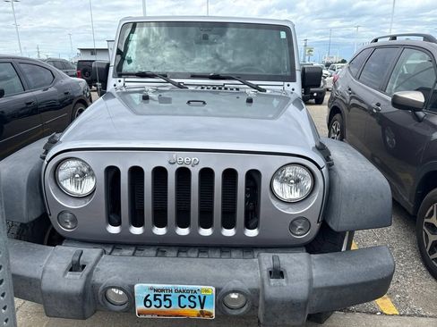 Used 2016 Jeep Wrangler Unlimited Sport AWD/4WD image 2