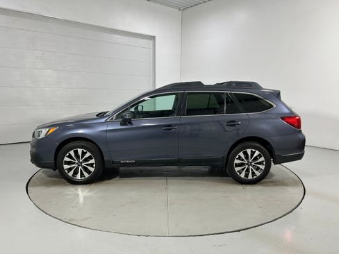 Used 2016 Subaru Outback 3.6R Limited AWD/4WD image 21