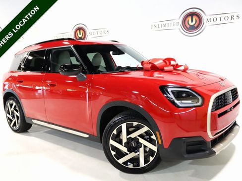 Used 2025 MINI Cooper Countryman S image 1