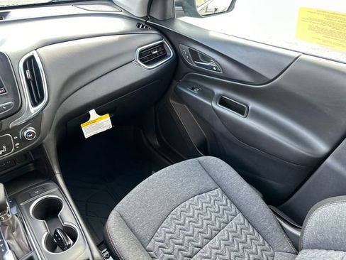 Used 2023 Chevrolet Equinox LT w/ LPO, Floor Liner Package image 22