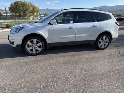 Used 2017 Chevrolet Traverse Premier AWD/4WD image 5