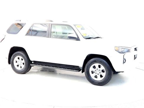Used 2024 Toyota 4Runner SR5 image 7